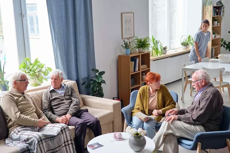 عوامل موثر بر هزینه خانه سالمندان
