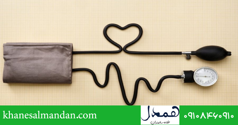 اهمیت چکاپ فشار خون و معاینه دوره ای سالمندان 